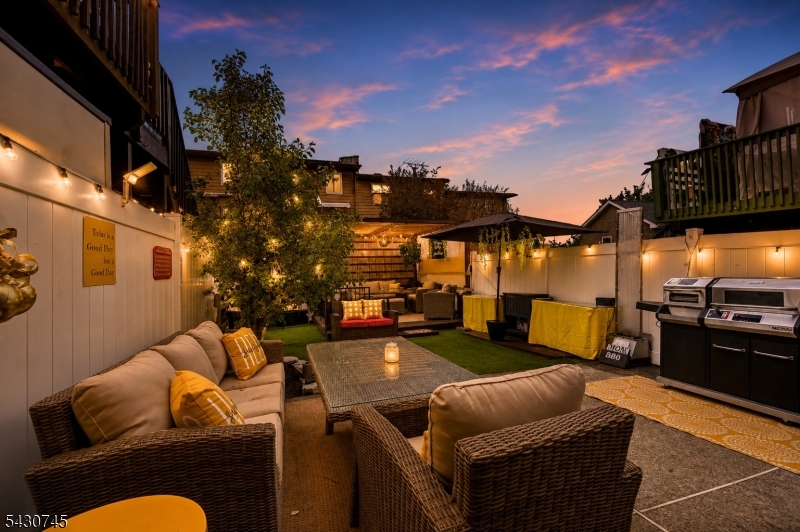 Preakness Avenue Town House - Residential
