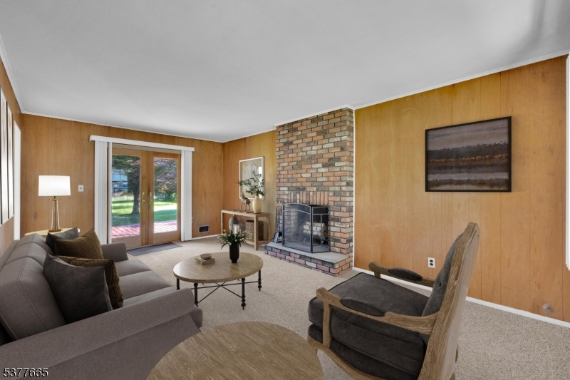 Green Knoll - Residential