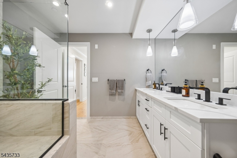 The Royal Bloomfield - Residential