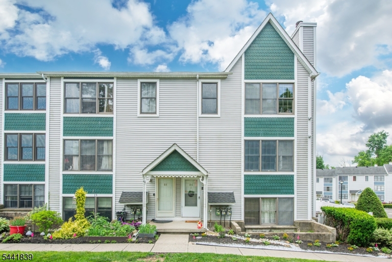 Heritage Lakes - Residential
