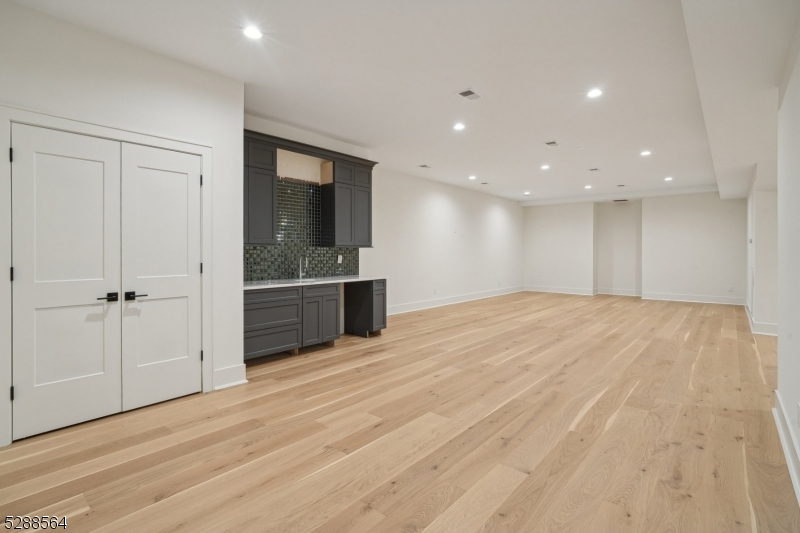 HARTSHORN - Residential