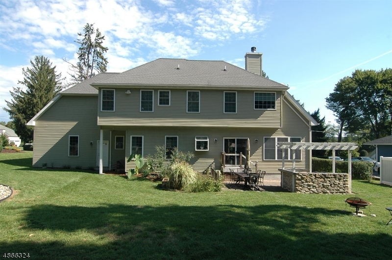 SUCCASUNNA - Residential