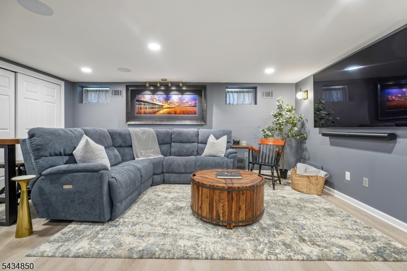 Convent Station - Residential Lease