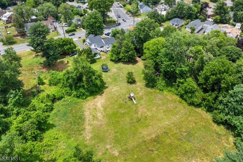 SHERBROOKE MANOR - Residential