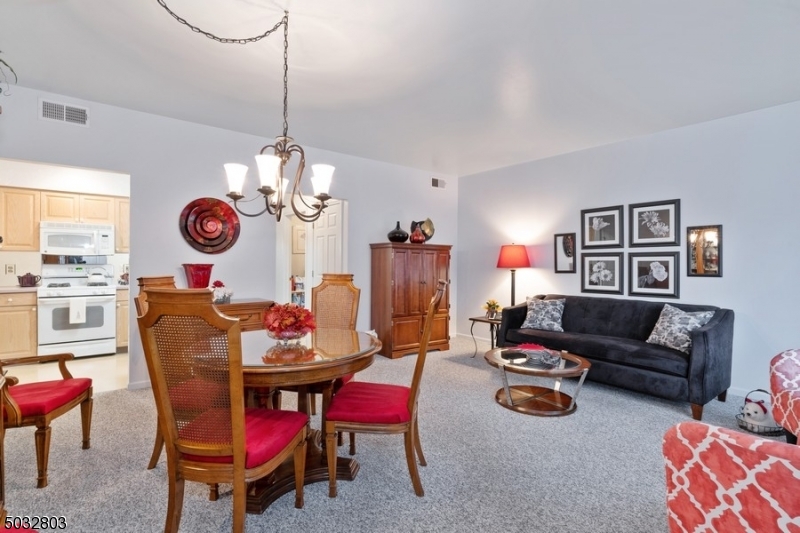 Lakeview Path - Residential