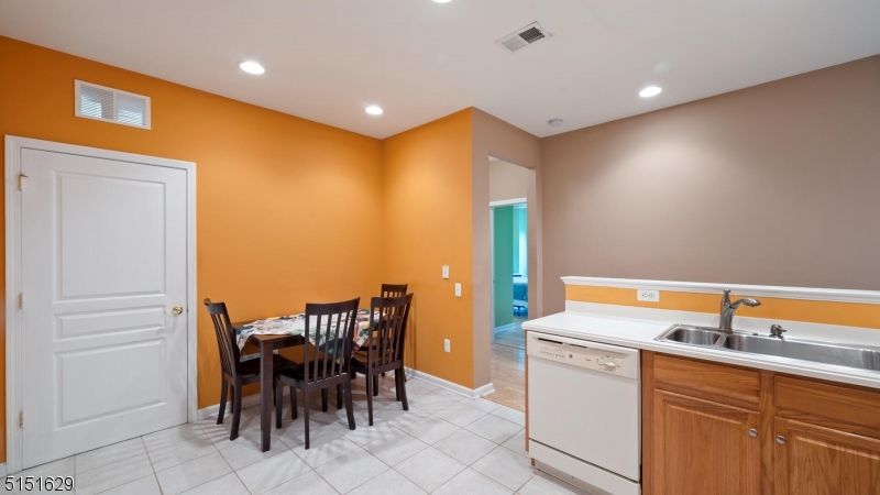 SOMERSET RUN - Residential