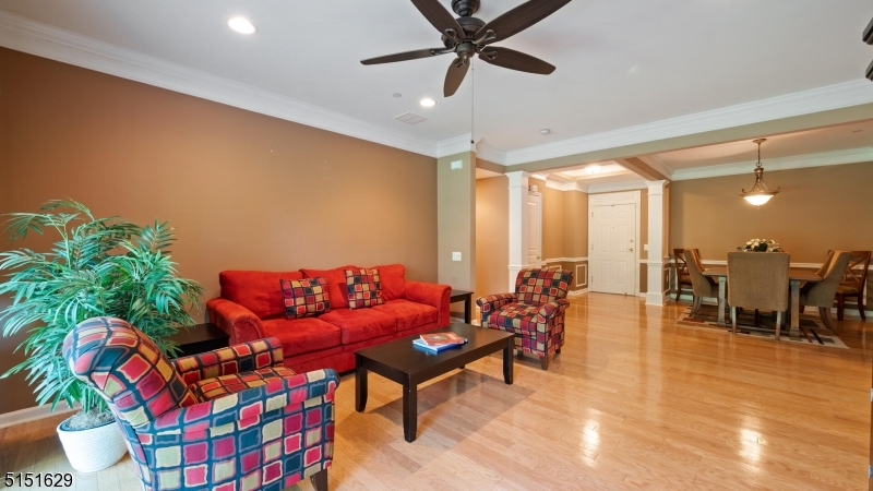 SOMERSET RUN - Residential