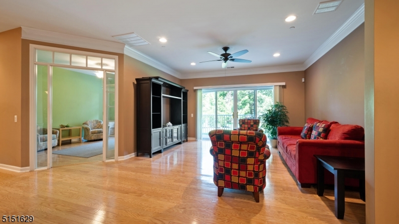 SOMERSET RUN - Residential