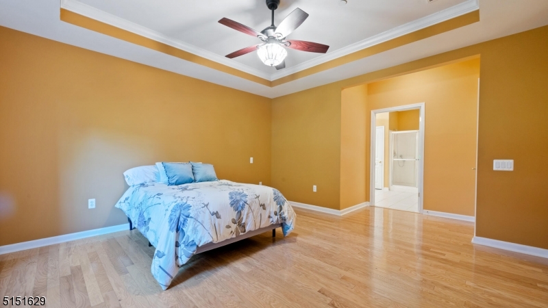 SOMERSET RUN - Residential