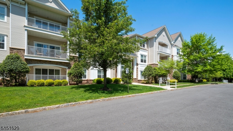 SOMERSET RUN - Residential