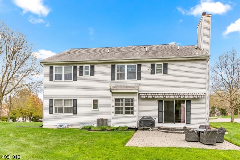 Poet's Peak - Residential