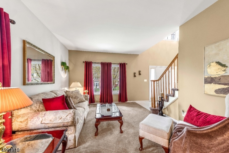 Poet's Peak - Residential