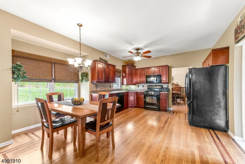 Poet's Peak - Residential