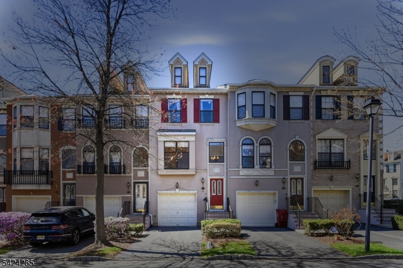 Cambridge Heights - Residential Lease