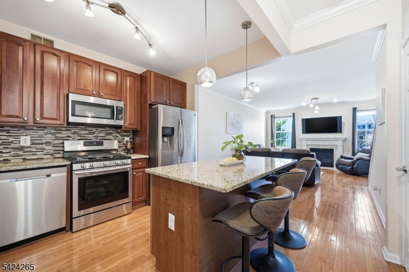 Cambridge Heights - Residential Lease