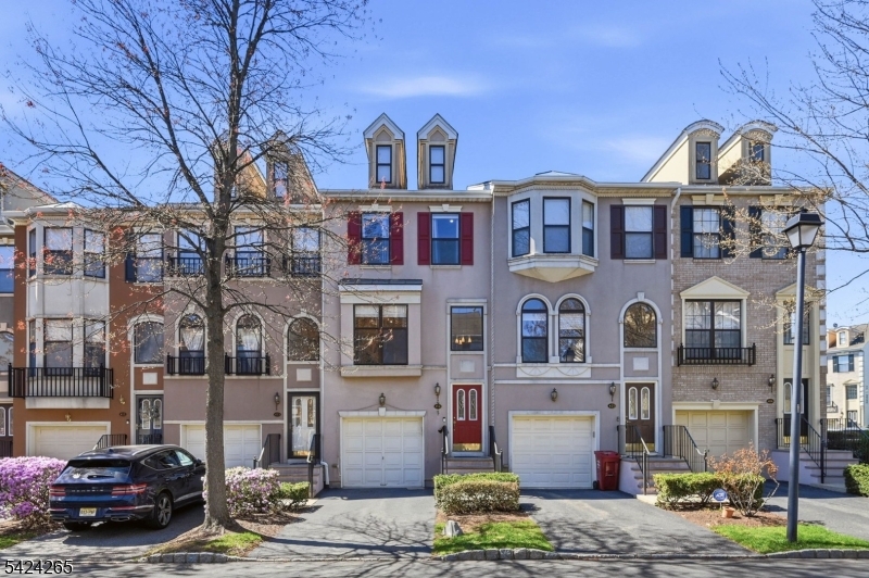 Cambridge Heights - Residential Lease