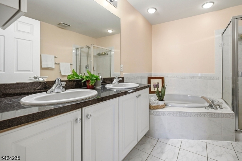 Cambridge Heights - Residential Lease