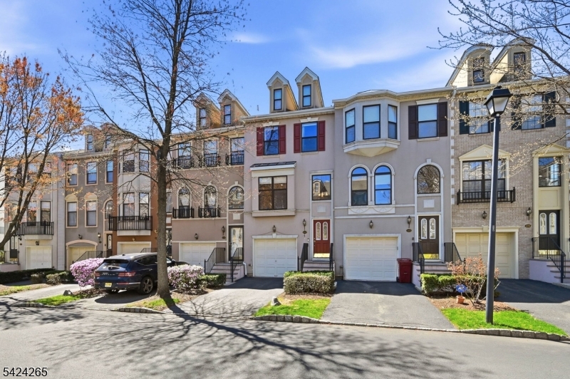 Cambridge Heights - Residential Lease