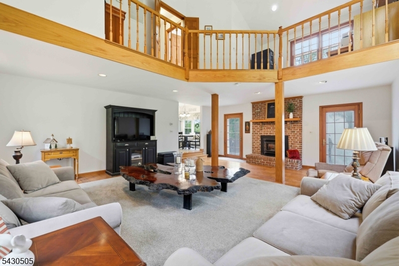 Four Bridges - Residential