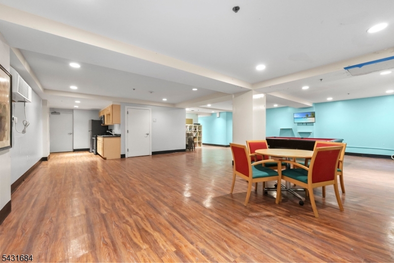 Empire View - Residential