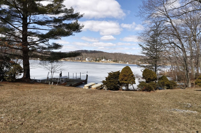 White Meadow Lake - Land
