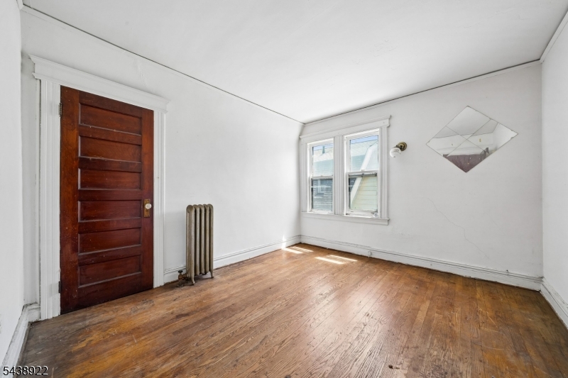Clinton Hill - Residential Income