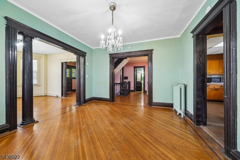 Clinton Hill - Residential Income