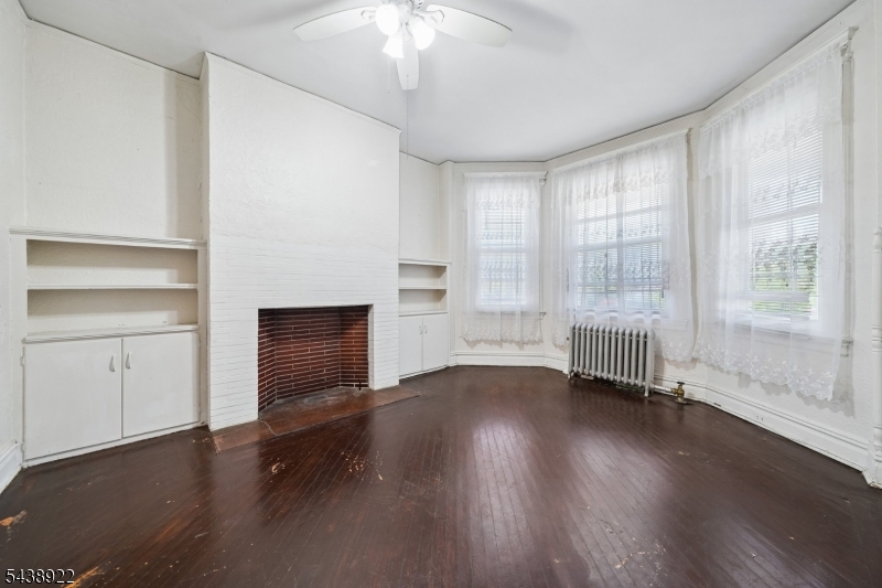 Clinton Hill - Residential Income