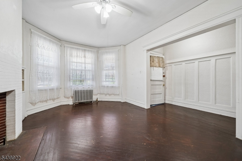 Clinton Hill - Residential Income