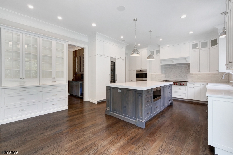 Rolling Hill - Residential