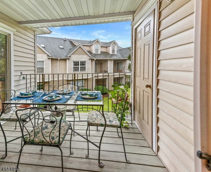 ALLWOOD MEWS - Residential