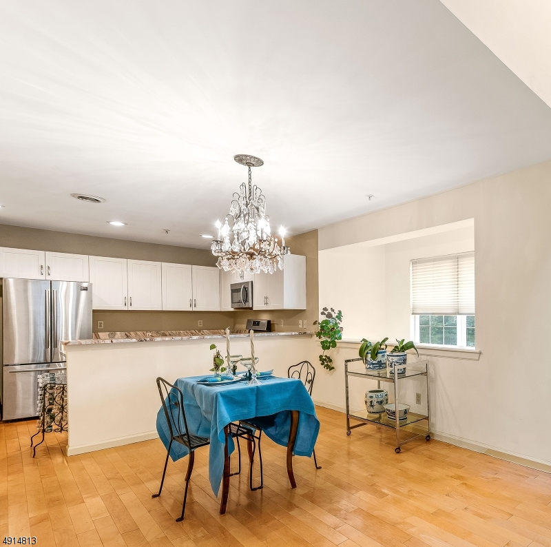 ALLWOOD MEWS - Residential