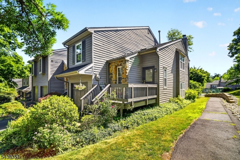 Montgomery Woods - Residential