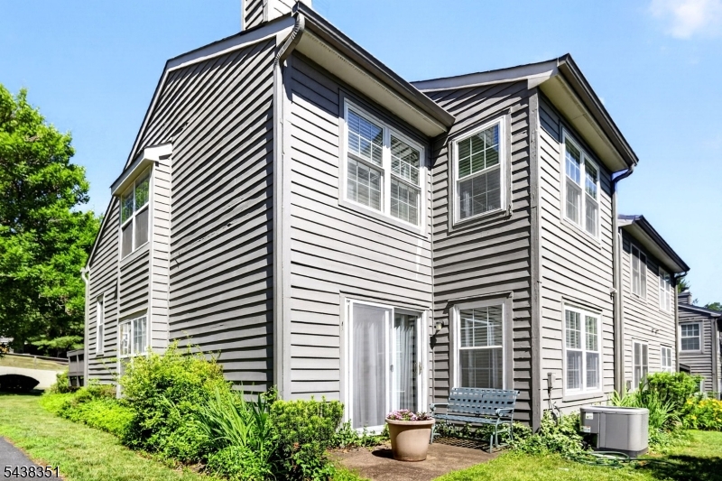 Montgomery Woods - Residential