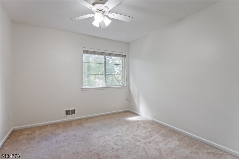 Country Oaks - Residential