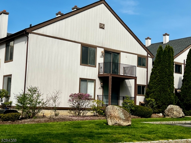 HIGHPOINT COMMUNITY - Residential Lease