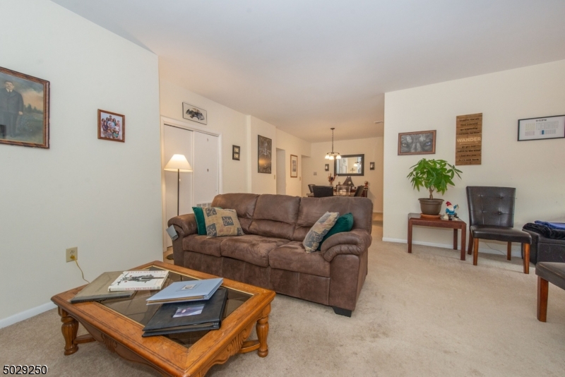 Schoolhouse Plaza - Residential