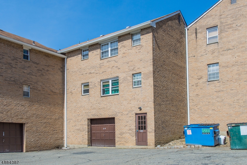 Mountainview Manor - Residential