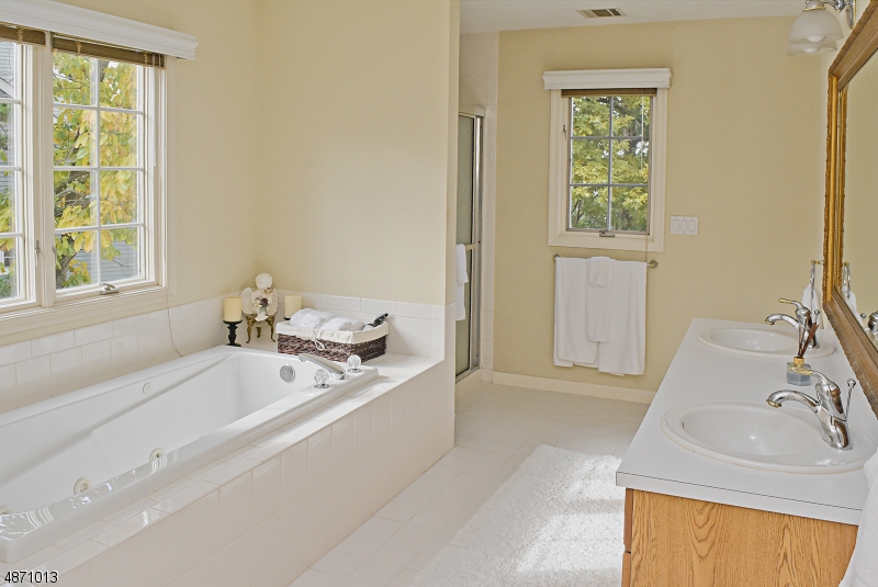 Changebridge at Montville - Residential