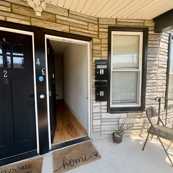 Spacious first floor 3 bedroom apartment with laundry located in a central location with access to public transportation, highways and restaurants. Plenty of street parking available. Move-in ready.Optional to take possession furnished at an additional price (negotiable).