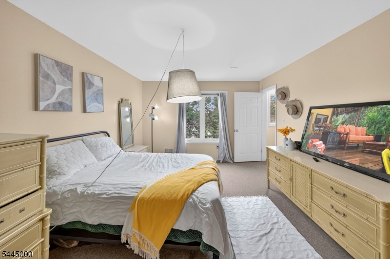 Woodbridge Proper - Residential