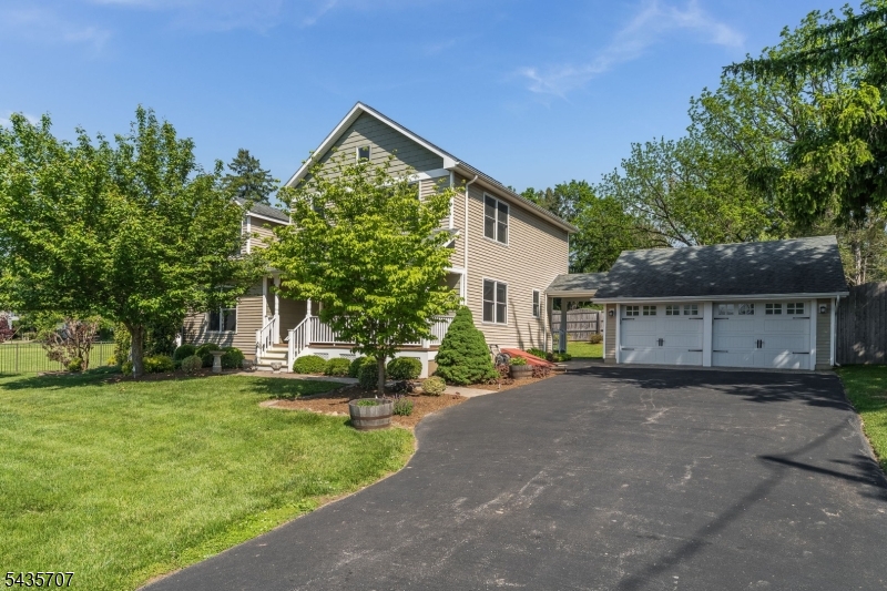 Clinton Knolls - Residential