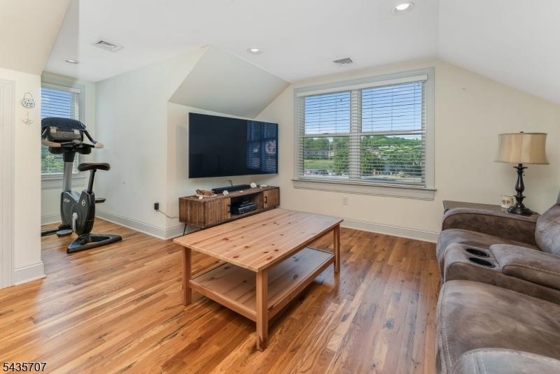 Clinton Knolls - Residential