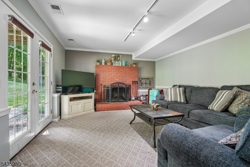Round Valley - Residential