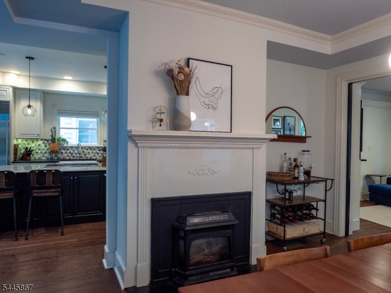 JUST OFF GREEN - Residential