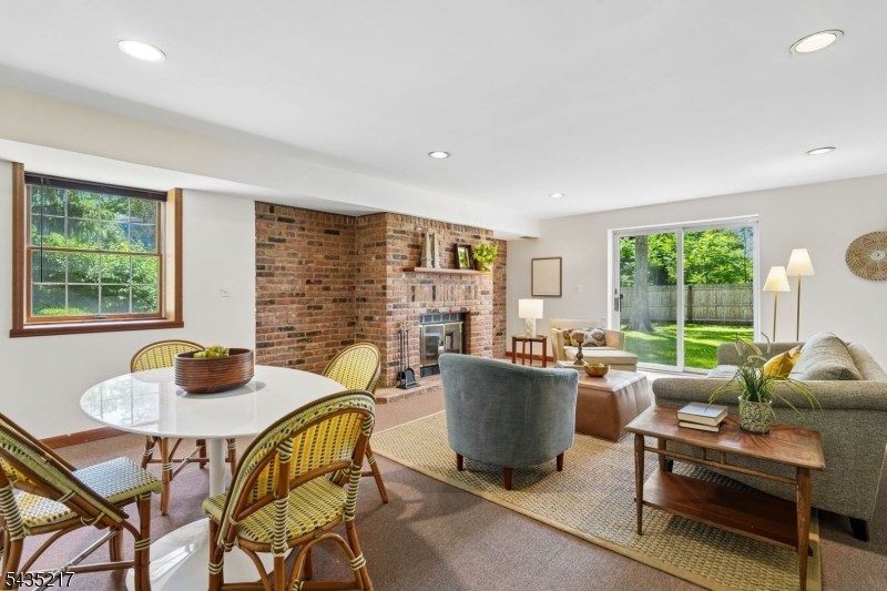 Ridgewood Commons - Residential