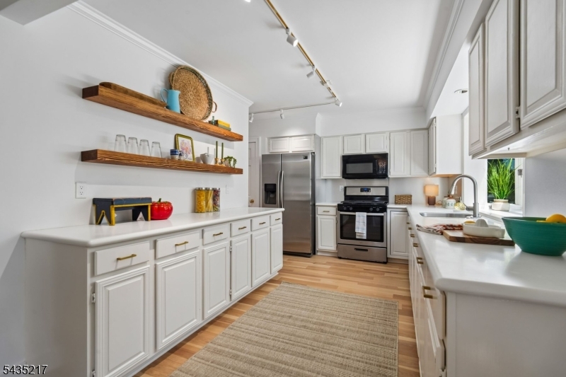 Ridgewood Commons - Residential