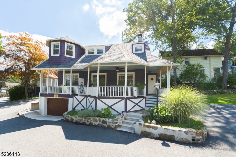 Mount Tabor - Residential