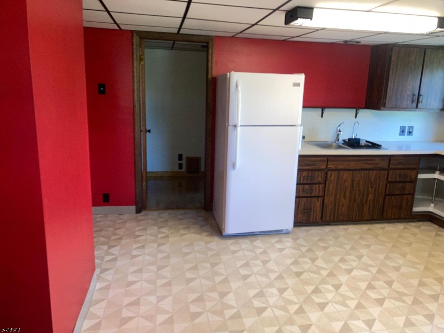 Cedar Grove Lane - Residential Lease