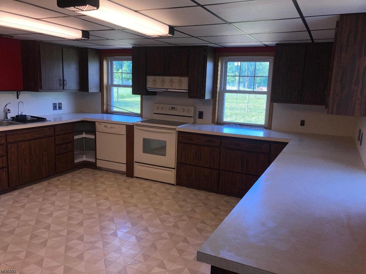 Cedar Grove Lane - Residential Lease
